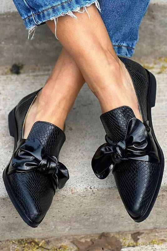 Georgia | Black Loafer with Shiny Bow