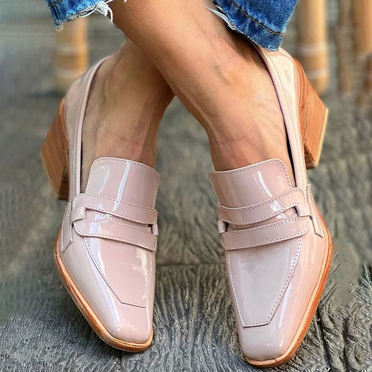 MOCCASINS WITH WIDE HEEL SHINY
