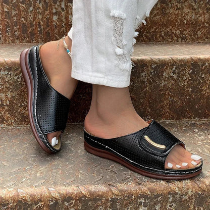 Rowenna - Classic Urban Sandals