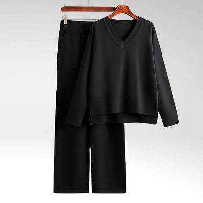 Carol | Luxe Two-Piece Set with V-Neck