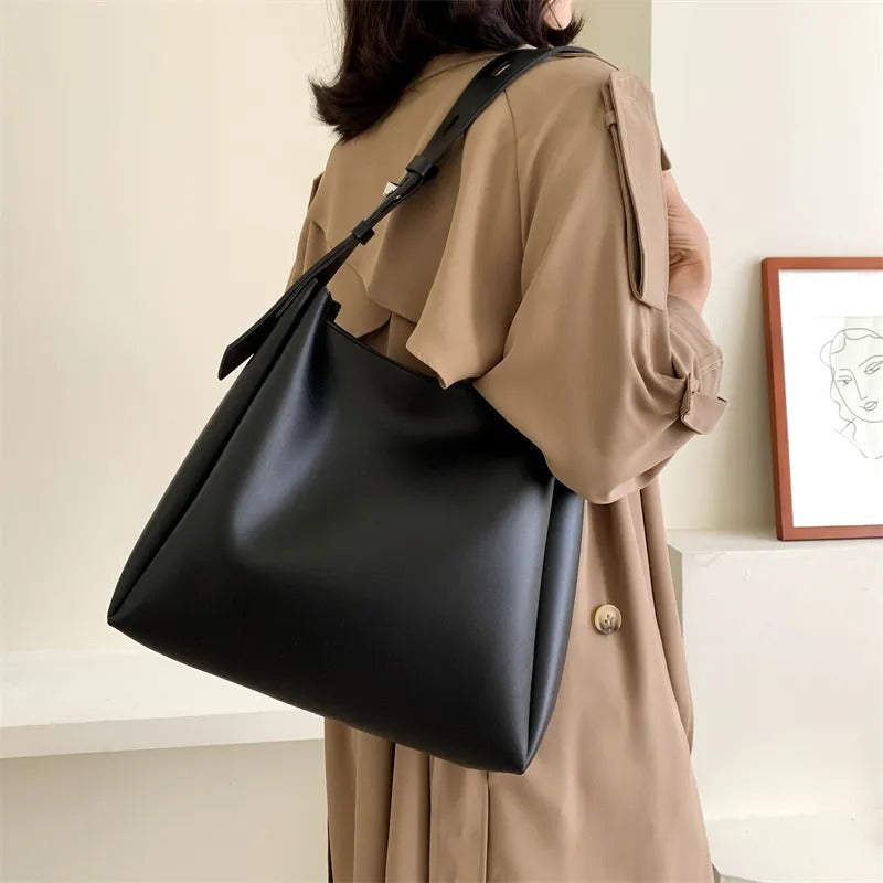 Layla - Grand Tote