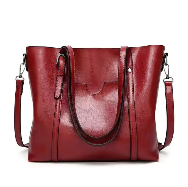 Evelyn - Sleek Leather Shoulder Bag