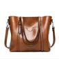 Evelyn - Sleek Leather Shoulder Bag