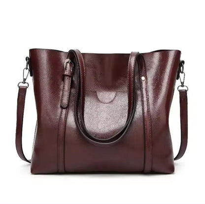 Evelyn - Sleek Leather Shoulder Bag